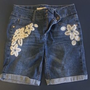 Girls size 14 Bermuda Jean shorts